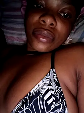 Snapshot of Smalltitiesxxx chatting on April 17, 2026, 3:53 am Smalltitiesxxx online show from April 17, 2026, 3:53 am