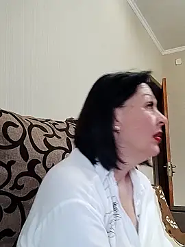 Snapshot of HelgaDennis chatting on June 15, 2026, 5:34 pm HelgaDennis online show from June 15, 2026, 5:34 pm