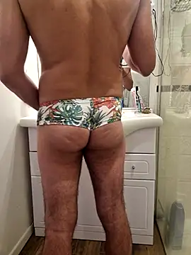 Justfunfree online show from June 4, 2026, 6:07 am