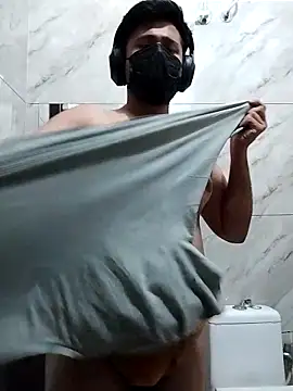 Small dick 069 online show from April 21, 2026, 7:20 pm