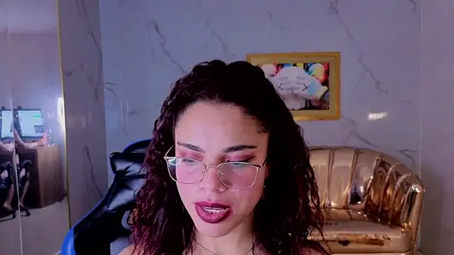 Snapshot of sara_1s chatting on April 9, 2026, 6:19 am sara 1s online show from April 9, 2026, 6:19 am