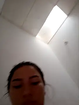 miaboom online show from March 21, 2026, 1:04 pm