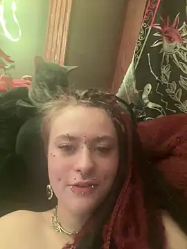 Snapshot of darlingvicuous chatting on March 24, 2026, 2:55 am darlingvicuous online show from March 24, 2026, 2:55 am