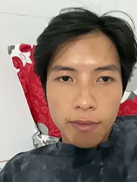 Nguyencuong1999 online show from March 21, 2026, 8:19 am