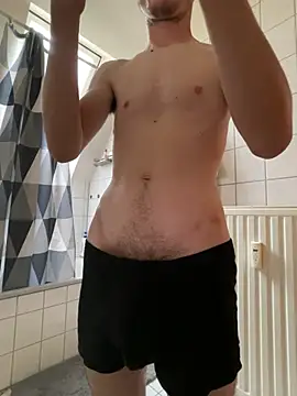 Snapshot of paolo93hot chatting on July 19, 2026, 6:11 am paolo93hot online show from July 19, 2026, 6:11 am