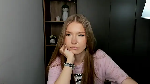 Snapshot of BarbMontilla chatting on March 22, 2026, 8:49 am BarbMontilla online show from March 22, 2026, 8:49 am