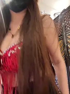 Snapshot of Cutie_Rahaa chatting on March 30, 2026, 11:01 am Cutie Rahaa online show from March 30, 2026, 11:01 am