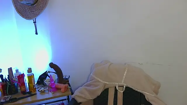 zyra vex online show from April 25, 2026, 3:09 pm