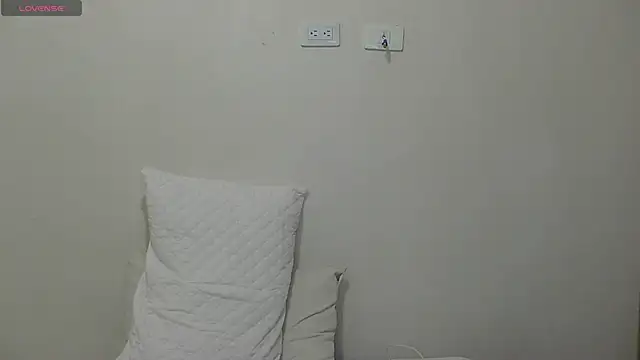 zyra vex online show from June 11, 2026, 12:32 am