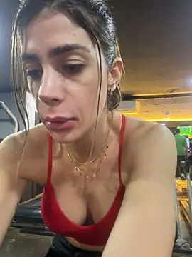 zelyramonvielly online show from June 16, 2026, 3:28 am