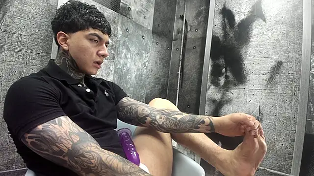 Gury tattoo online show from May 29, 2026, 8:15 pm
