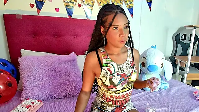 Snapshot of Ellie_Cute7 chatting on June 23, 2026, 7:23 pm Ellie Cute7 online show from June 23, 2026, 7:23 pm