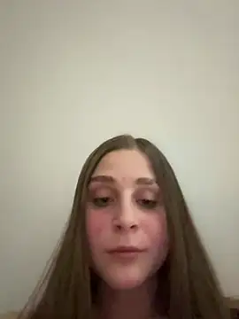 Snapshot of BellMeow_ chatting on March 23, 2026, 11:26 pm BellMeow online show from March 23, 2026, 11:26 pm