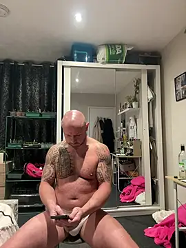 PeachyBlondieandThongman online show from March 21, 2026, 12:23 am