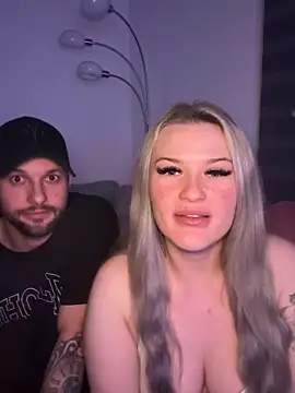 tiiffyy online show from April 8, 2026, 2:57 am