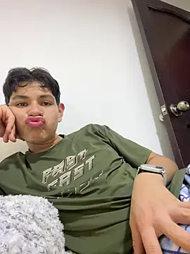 Snapshot of juanma759 chatting on March 23, 2026, 1:39 am juanma759 online show from March 23, 2026, 1:39 am