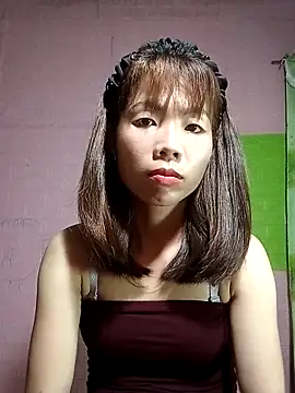 Snapshot of AmyLinee01 chatting on March 26, 2026, 5:06 am AmyLinee01 online show from March 26, 2026, 5:06 am