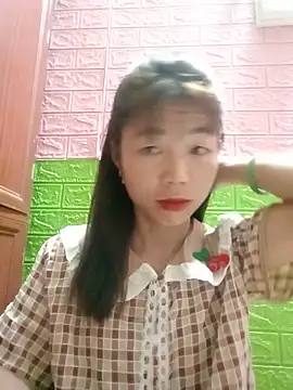 AmyLinee01 online show from June 19, 2026, 8:09 am