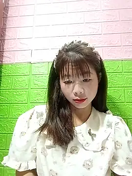 AmyLinee01 online show from June 14, 2026, 3:13 pm