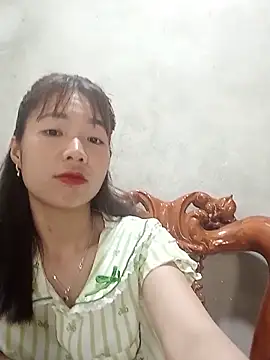 AmyLinee01 online show from June 17, 2026, 8:36 am