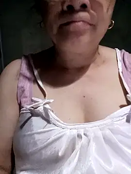 Snapshot of Funsexy1 chatting on July 6, 2026, 3:03 pm Funsexy1 online show from July 6, 2026, 3:03 pm