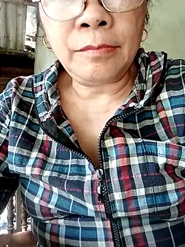 Snapshot of Funsexy1 chatting on June 22, 2026, 12:27 am Funsexy1 online show from June 22, 2026, 12:27 am