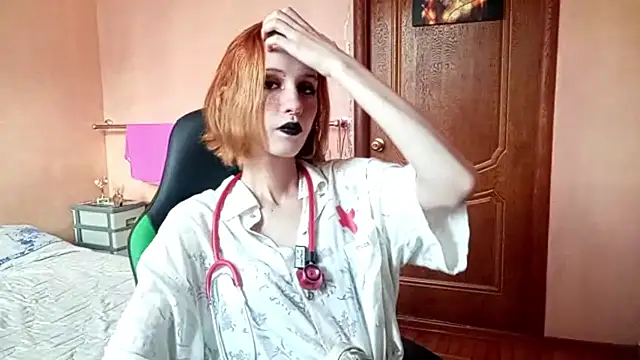 SirenFrost online show from June 18, 2026, 3:50 pm