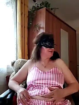 Snapshot of Chrismaturefrench chatting on March 28, 2026, 4:30 pm Chrismaturefrench online show from March 28, 2026, 4:30 pm