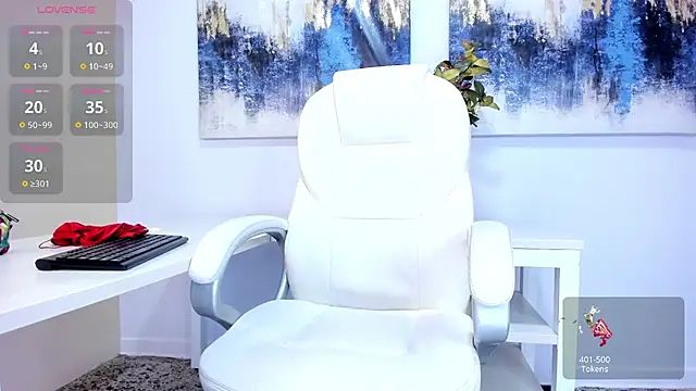 andreazoe online show from June 7, 2026, 4:01 pm