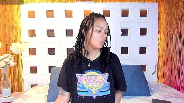 Snapshot of andreazoe chatting on March 29, 2026, 2:19 pm andreazoe online show from March 29, 2026, 2:19 pm