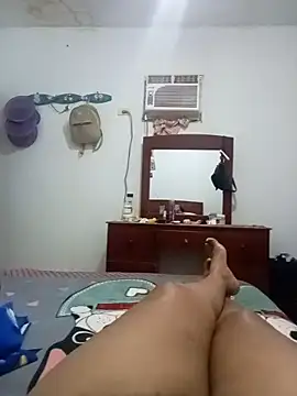 sexymomsn online show from July 30, 2026, 3:11 pm