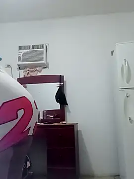 sexymomsn online show from August 9, 2026, 6:52 am
