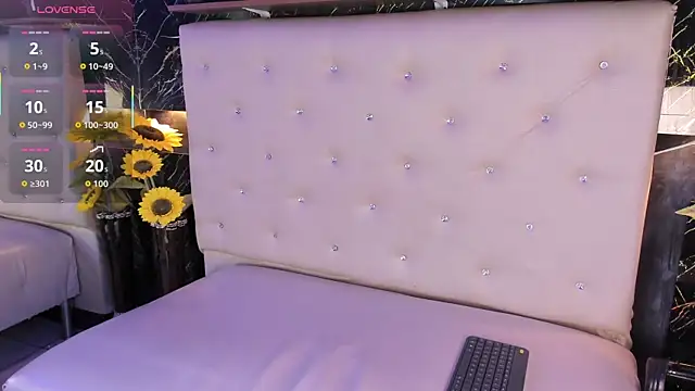 Snapshot of Camille_333 chatting on March 23, 2026, 1:22 pm Camille 333 online show from March 23, 2026, 1:22 pm