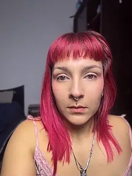 Amelie-RedHoney online show from July 1, 2026, 7:52 am