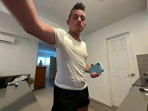 eastcoastrussian online show from April 22, 2026, 9:21 pm