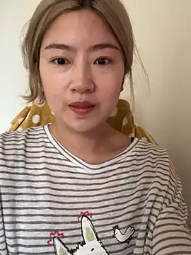 Olivia PINK0322 online show from May 24, 2026, 8:03 am
