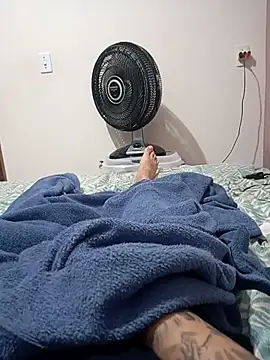 Snapshot of Putinh0sexo chatting on March 23, 2026, 5:24 pm Putinh0sexo online show from March 23, 2026, 5:24 pm