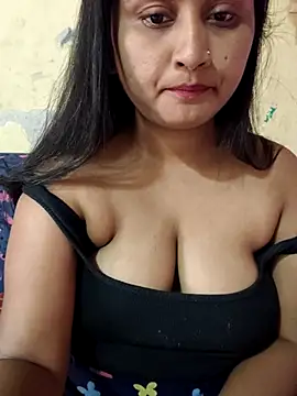 Snapshot of Tridha_2 chatting on June 6, 2026, 8:52 am Tridha 2 online show from June 6, 2026, 8:52 am