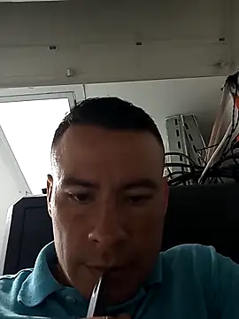 Snapshot of Meliods chatting on March 24, 2026, 1:33 pm Meliods online show from March 24, 2026, 1:33 pm