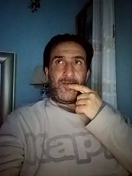 DanTrov79 online show from April 17, 2026, 9:17 pm