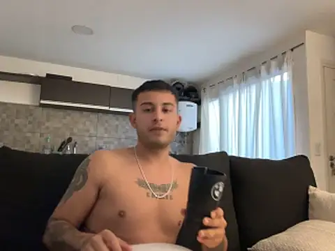 Snapshot of lunaris18 chatting on March 24, 2026, 9:04 pm lunaris18 online show from March 24, 2026, 9:04 pm