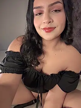 kloe sexxys online show from April 28, 2026, 1:04 am