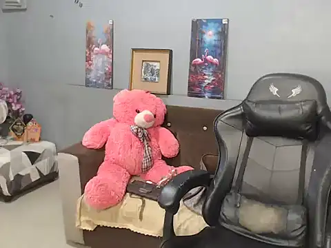 Snapshot of fuckercumm chatting on June 13, 2026, 12:19 am fuckercumm online show from June 13, 2026, 12:19 am