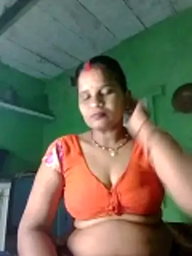 Snapshot of Shivani09900 chatting on June 12, 2026, 7:33 pm Shivani09900 online show from June 12, 2026, 7:33 pm
