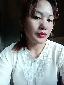 Snapshot of meg_06 chatting on May 13, 2026, 1:12 am meg 06 online show from May 13, 2026, 1:12 am