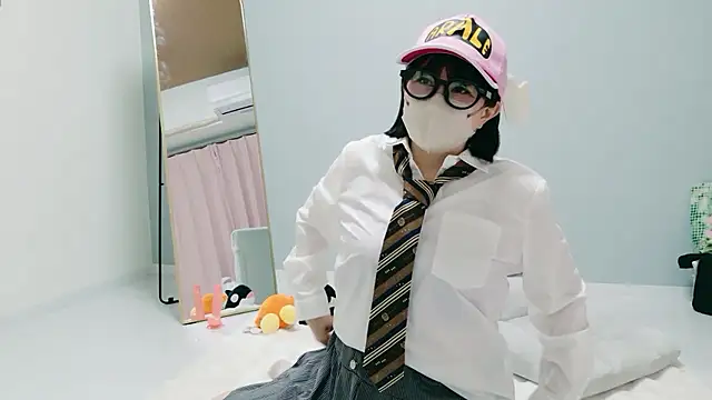 you chan1 online show from April 2, 2026, 9:27 am