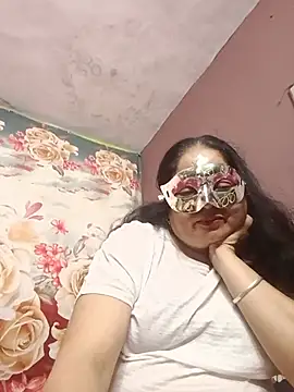Snapshot of Sabkiaski chatting on July 21, 2026, 5:36 pm Sabkiaski online show from July 21, 2026, 5:36 pm
