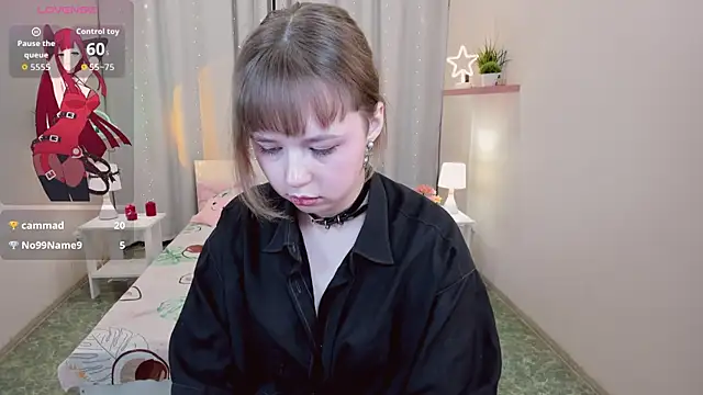 Snapshot of LeonaHicks chatting on April 2, 2026, 6:09 am LeonaHicks online show from April 2, 2026, 6:09 am