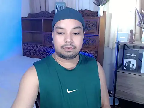 alexx babexx online show from April 9, 2026, 7:14 am