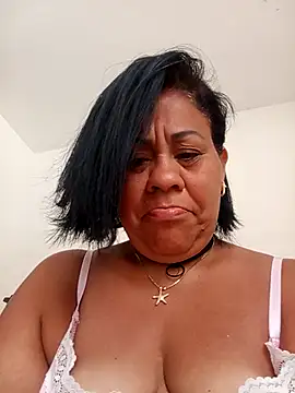 Snapshot of Veronica_missbigg chatting on April 19, 2026, 6:10 pm Veronica missbigg online show from April 19, 2026, 6:10 pm